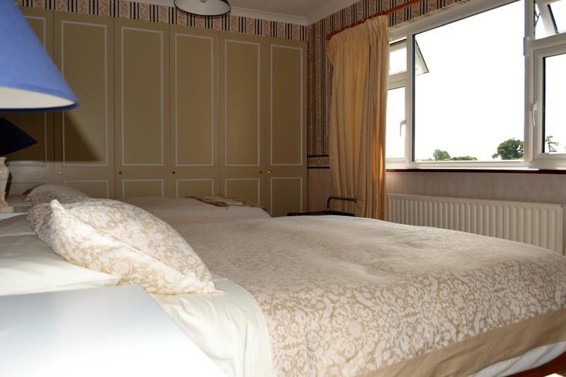 Aard Oakleigh Bed & Breakfast Bennettsbridge Екстериор снимка